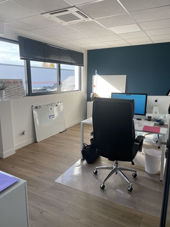 Entrepôt VILLEJUST (91140) 123 Commerce