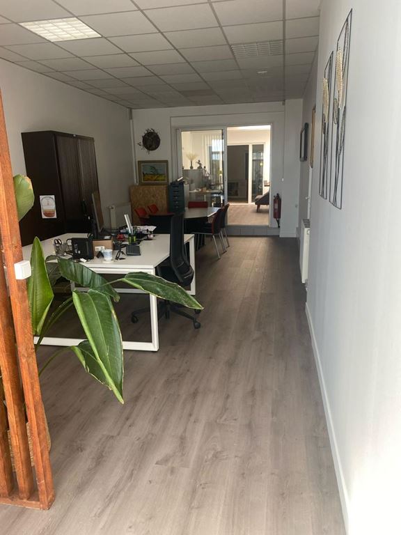 Local commercial RIS ORANGIS (91130) 123 Commerce