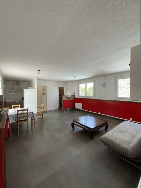 Appartement VERT LE PETIT (91710) 123 Commerce